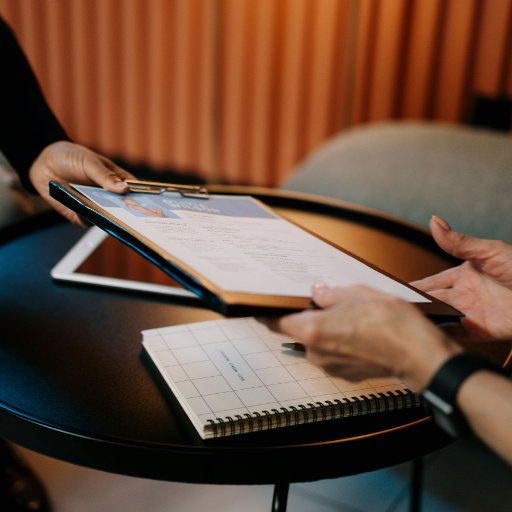 Dział Kadr — kontakt w sprawie rekrutacji