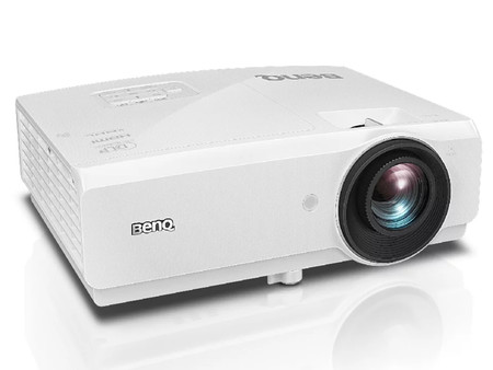 BenQ SH753+