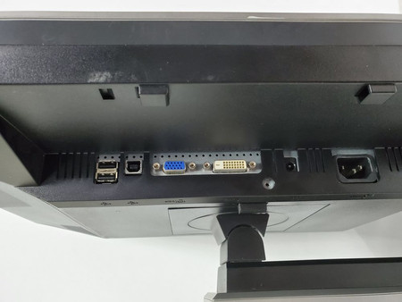 Dell UltraSharp 2209WA 22"