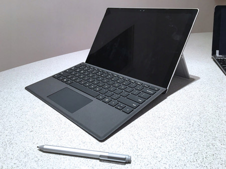 Laptop Microsoft Surface Pro 4 i7 16GB Win10 Pro