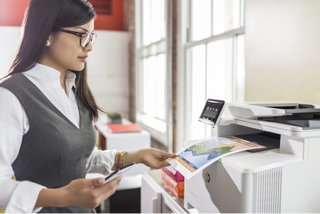 HP Color LaserJet Pro MFP M477fdw