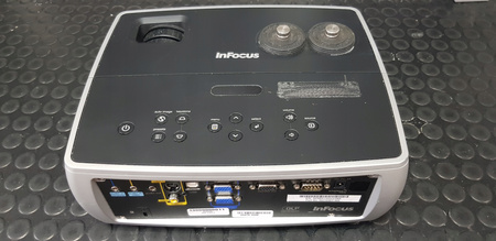 INFOCUS IN2104 DLP VGA S-Video XGA