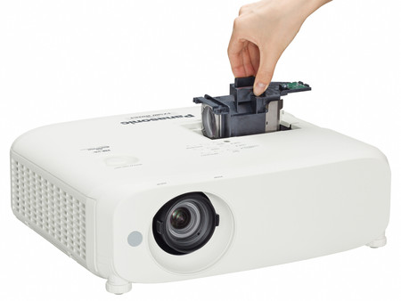 Panasonic PT-VZ580