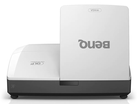 BenQ MH856UST+