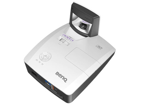 BenQ MH856UST+