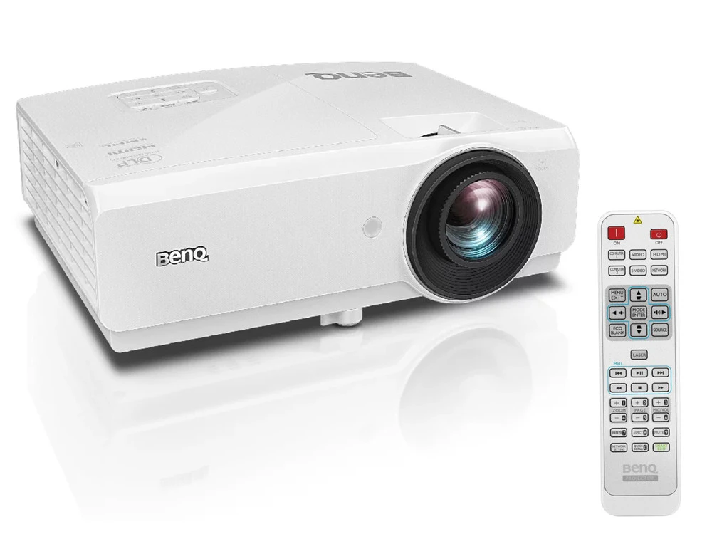 BenQ SH753+